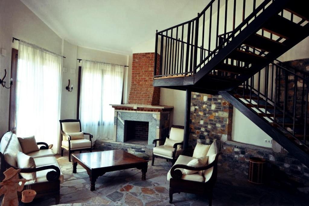 Pir Efes Konaklari Izmir Exterior foto