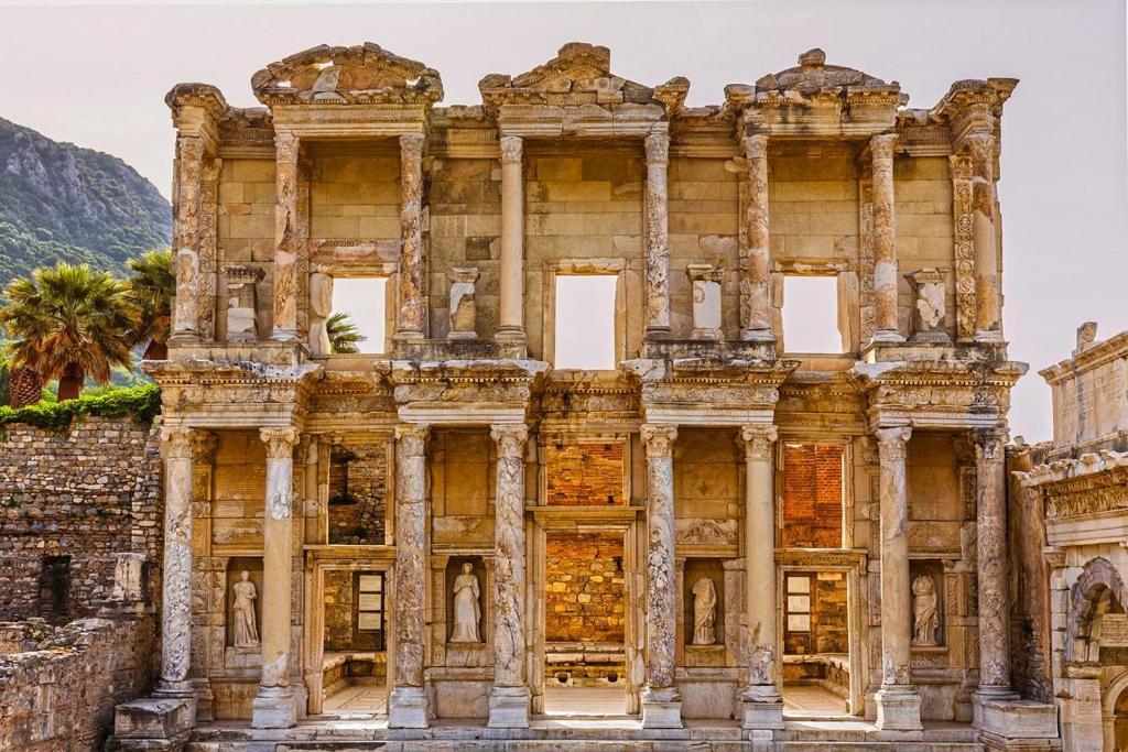 Pir Efes Konaklari Izmir Exterior foto