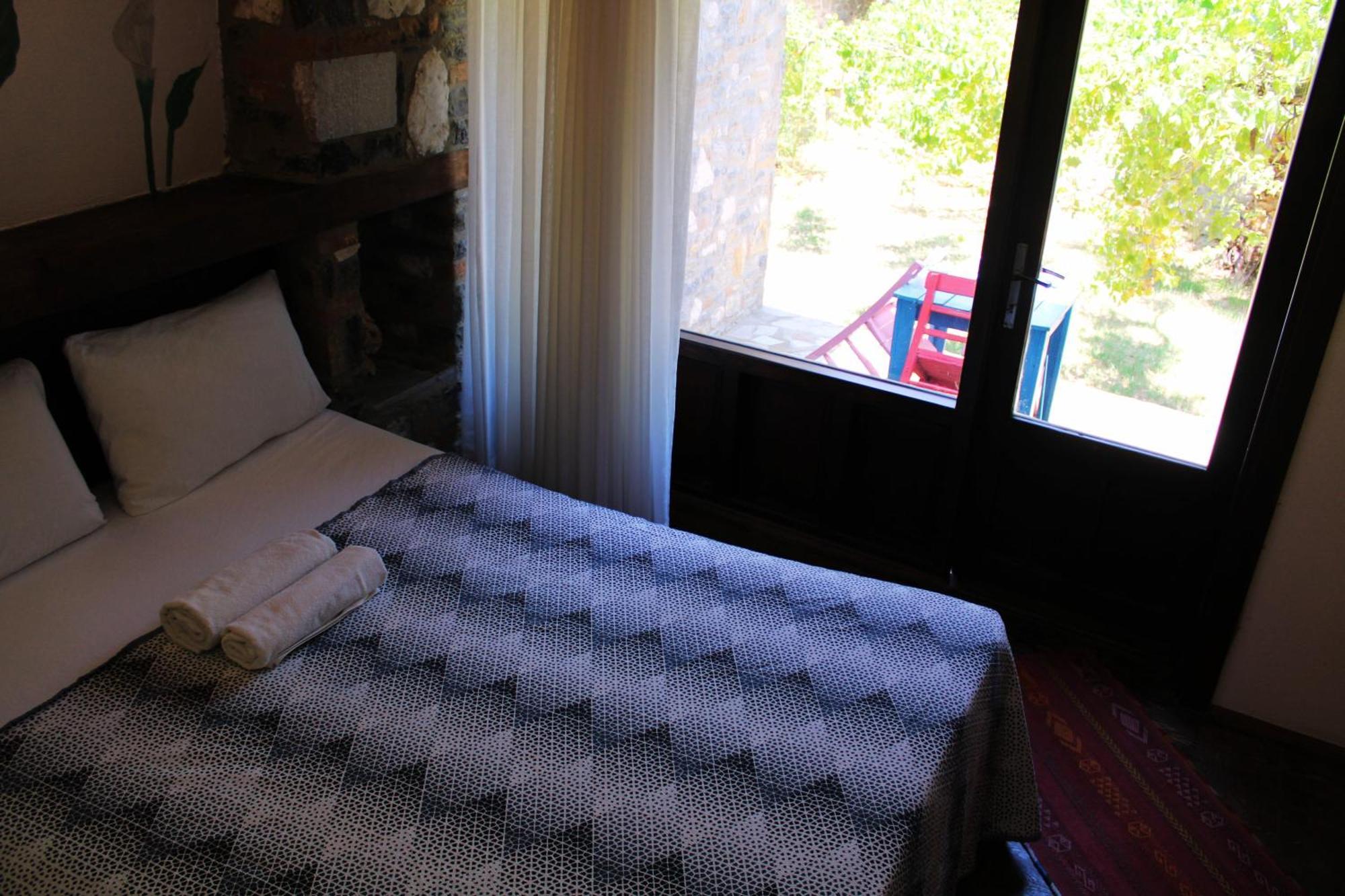 Pir Efes Konaklari Izmir Exterior foto