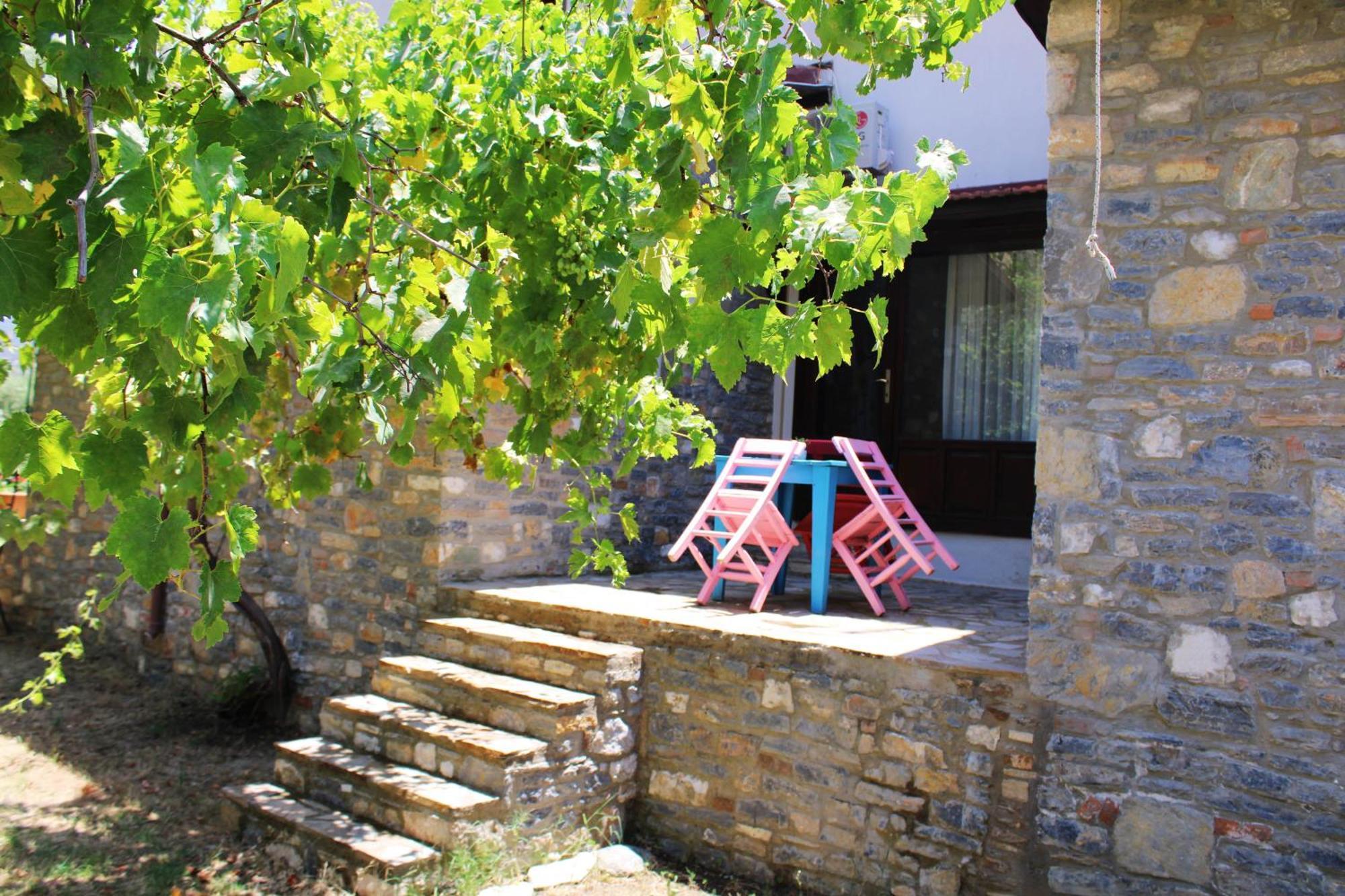 Pir Efes Konaklari Izmir Exterior foto